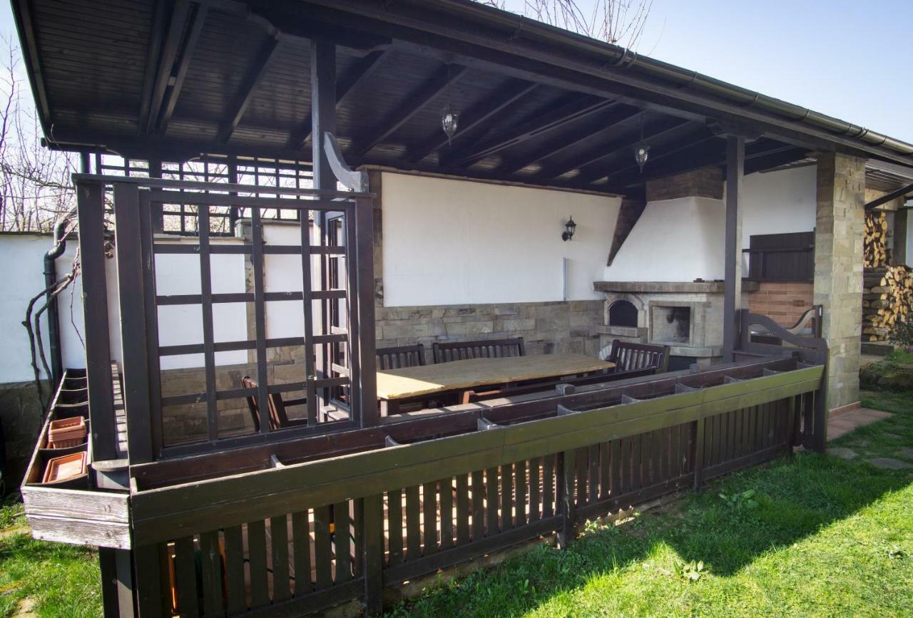 Villa Pri Shtarkela Brodilovo Eksteriør bilde